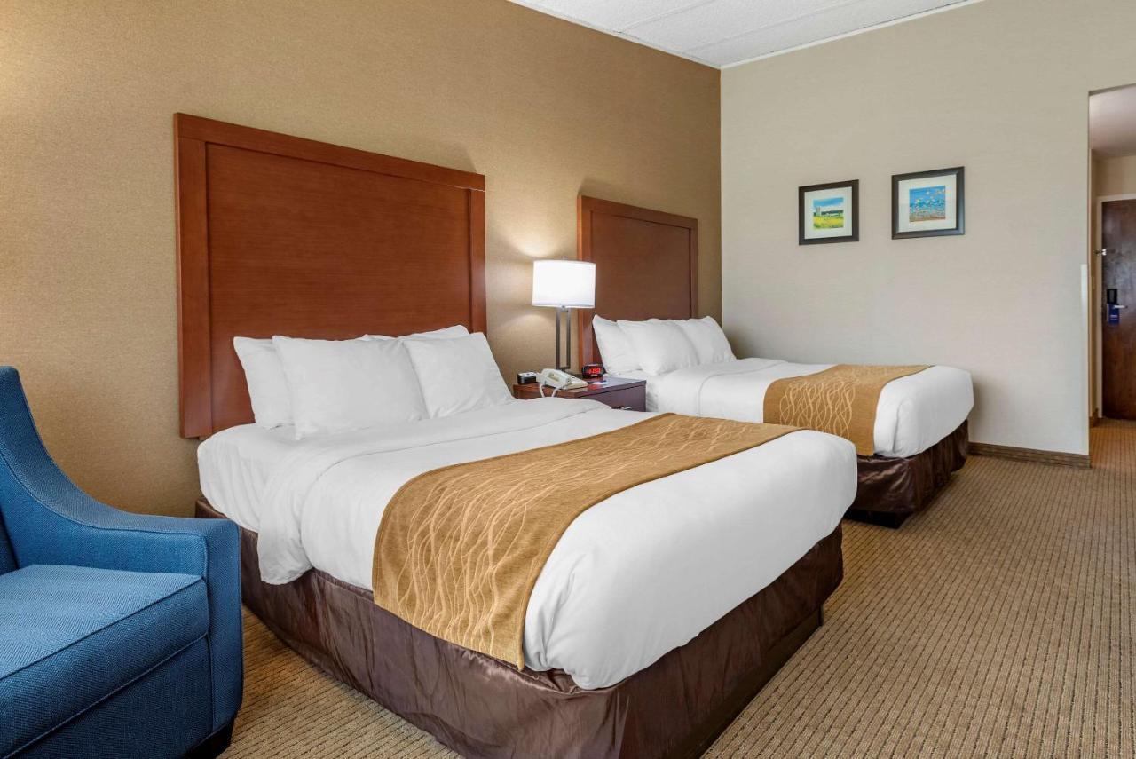Comfort Inn Lancaster County North Denver Exterior foto